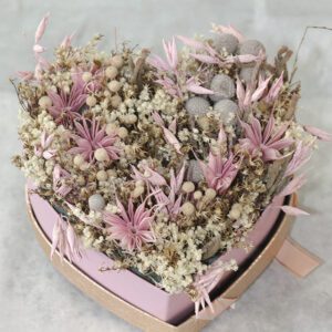 🌸 Cesta en Tonos Rosas – Dulzura que perdura