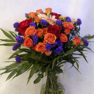 🔥🍂💜 Ramo Variado en Tonos Rojos, Anaranjados y Morado – Energía y Pasión